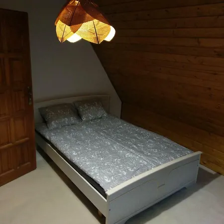 Góralski Dom W Parku Krajobrazowym Casa de Férias *