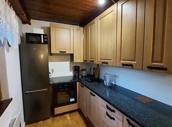 Goralski Dom W Parku Krajobrazowym בית נופש ברנה